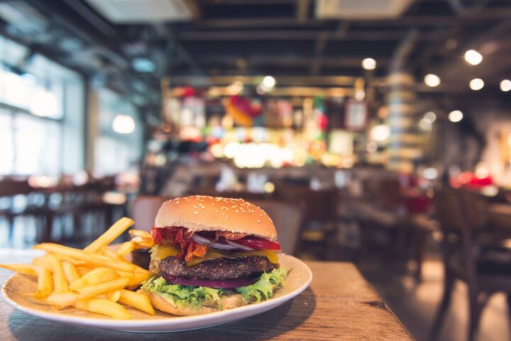where to eat in sunrise manor - best classic american burger